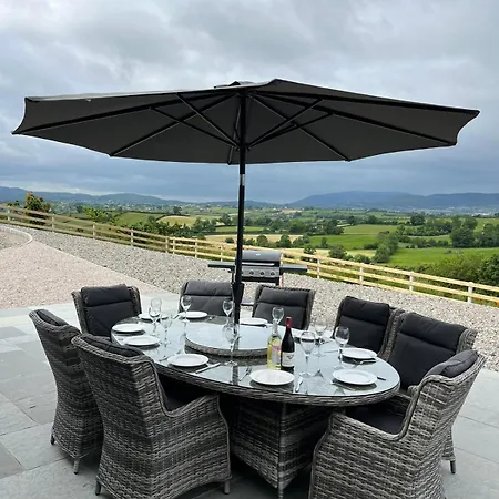 Crohill Hideaway Villa Newry Exterior photo